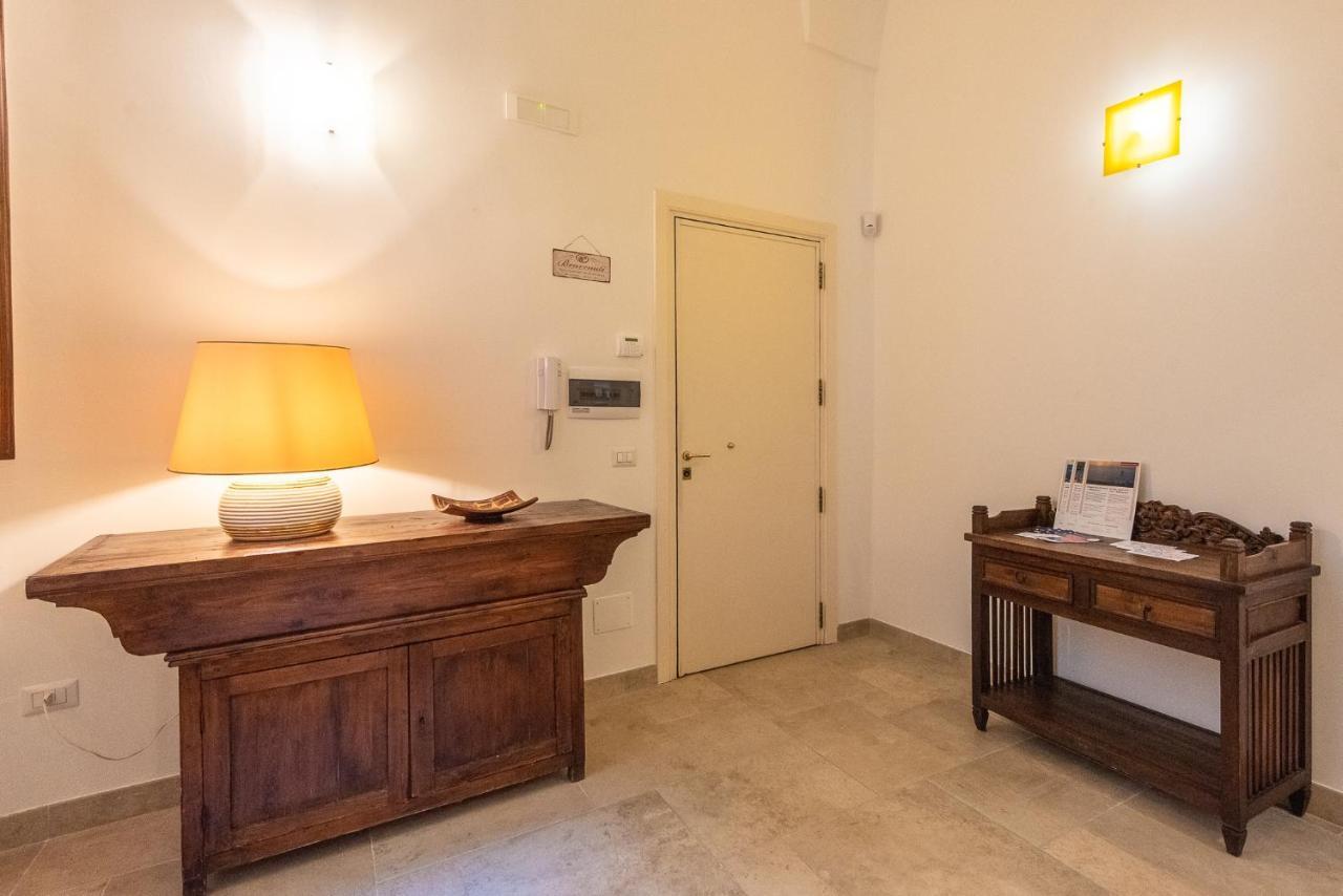 Rubichi 6 - Old Town Apartment Sit Lecce Exteriör bild