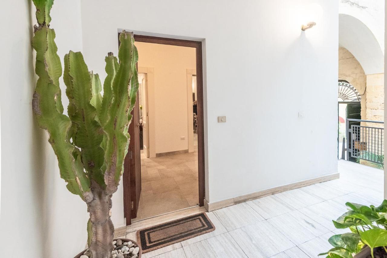 Rubichi 6 - Old Town Apartment Sit Lecce Exteriör bild